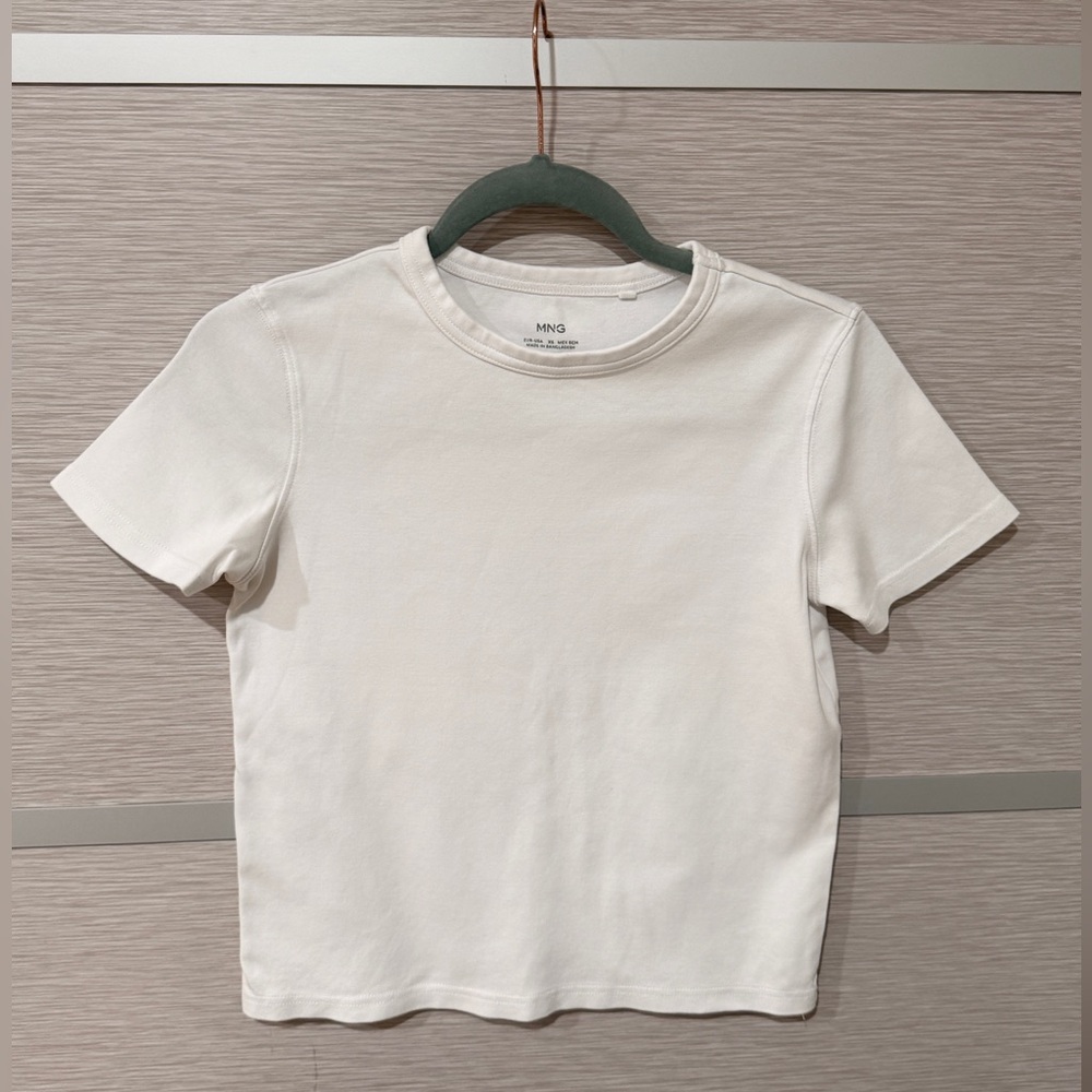 MANGO Cotton White T shirt in Sz. XS